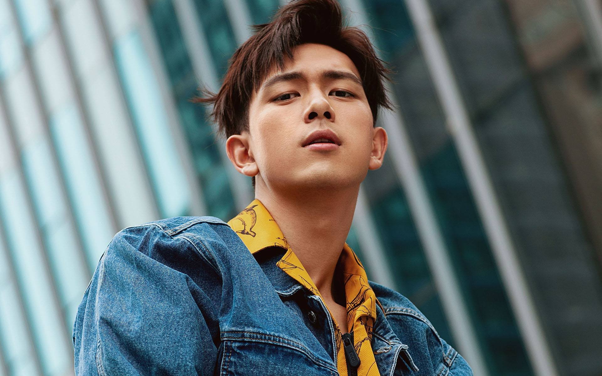 fb体育官网中国-凯恩续约谈判推进，拜仁锋线稳定可期，凯恩 转会