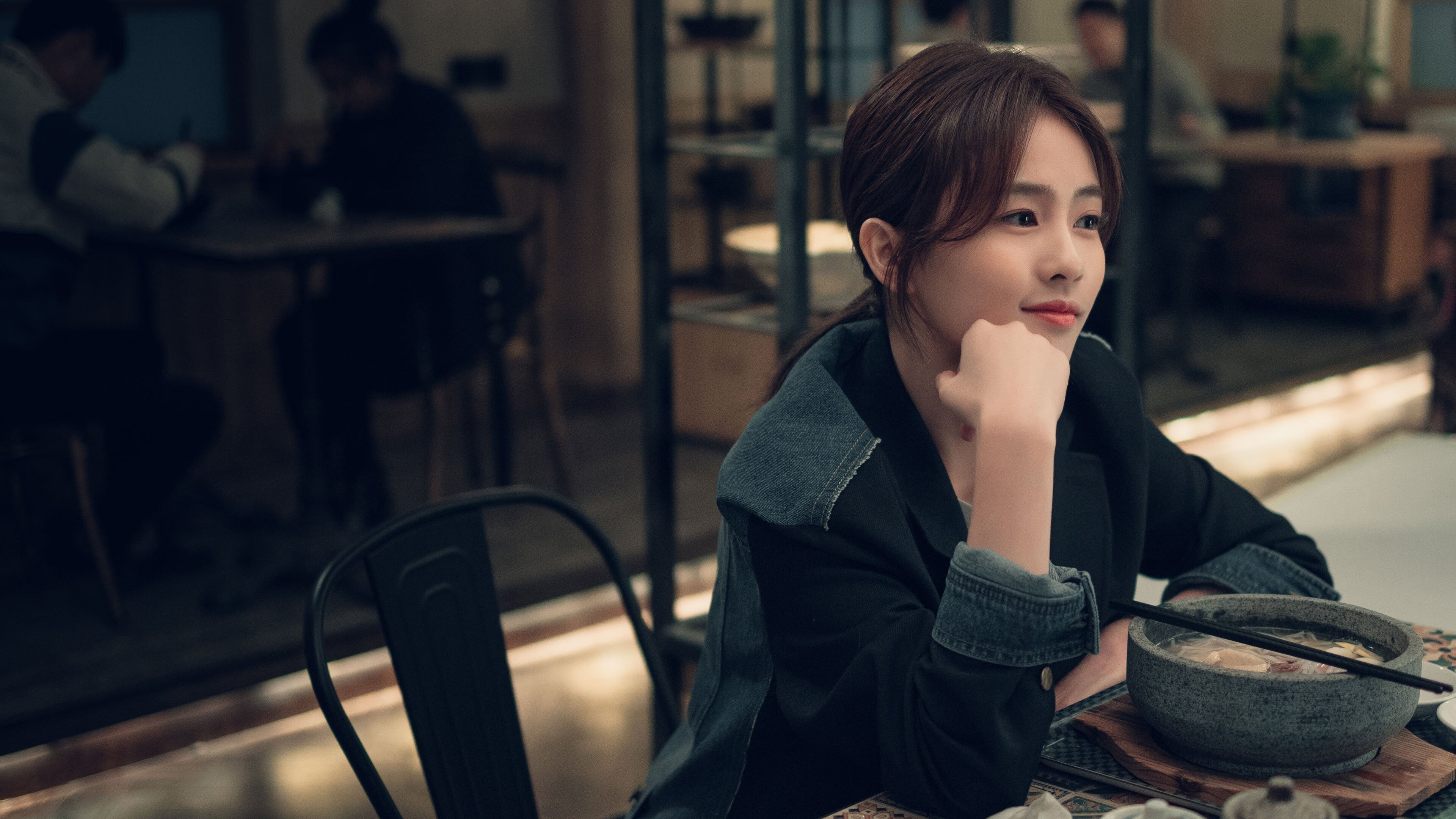 fb体育官网首页-皇马利用局部优势打出快速推进，皇马的战术打法